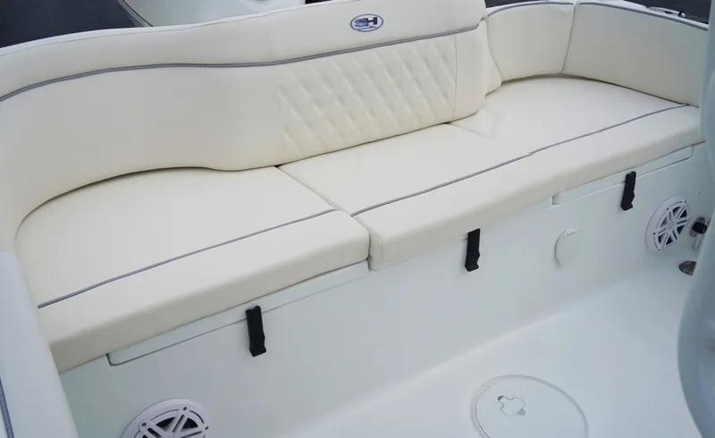 Slide: The Image of Sea Hunt Ultra 229 2027 - 6753822