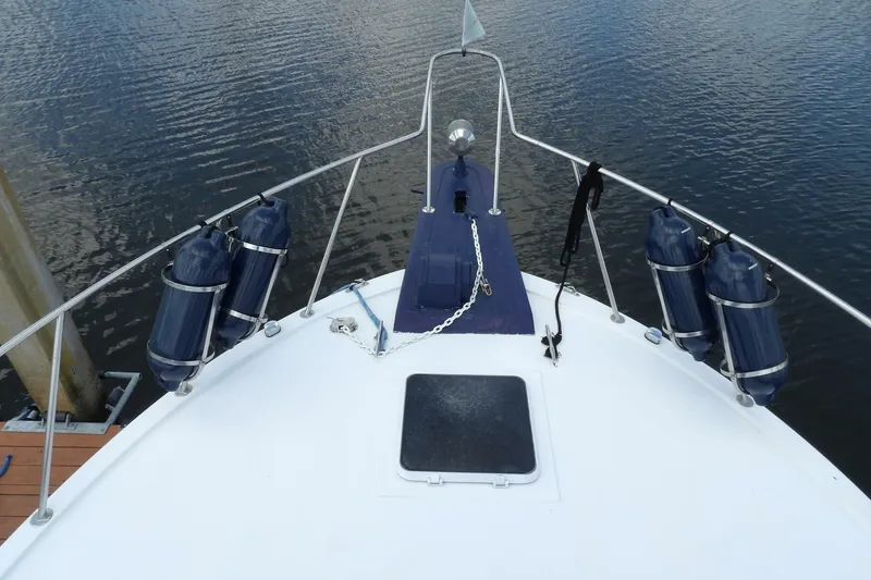 Slide: The Image of Chris-Craft 381 Catalina 1984 - 6753883