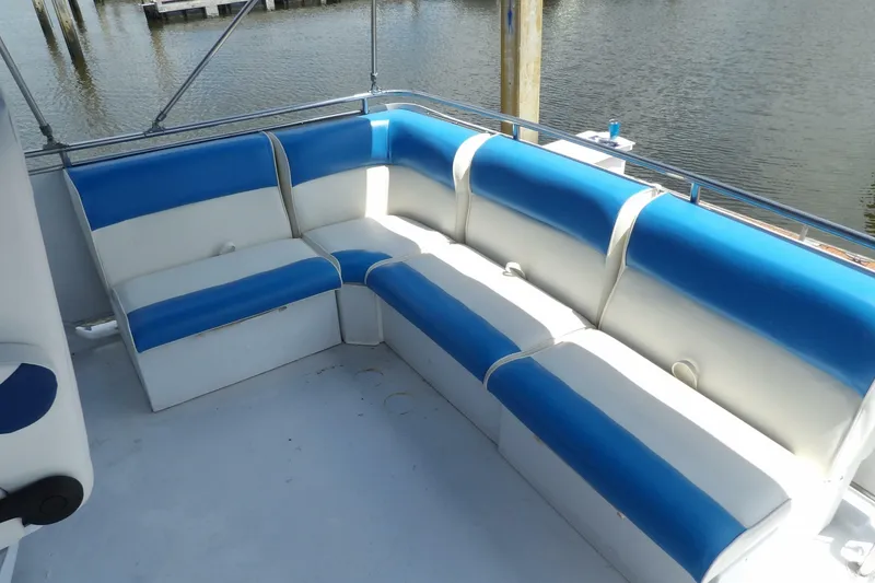 Slide: The Image of Chris-Craft 381 Catalina 1984 - 6753887