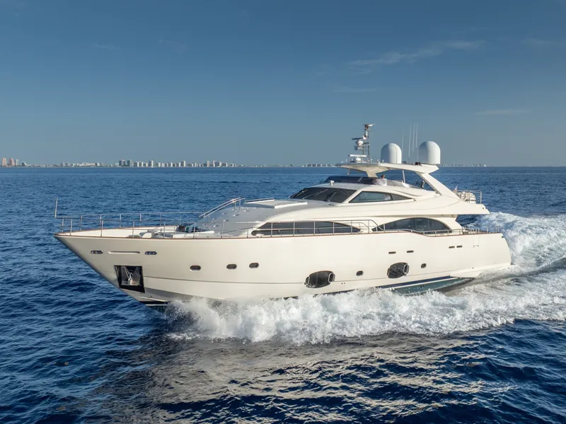 Slide: The Image of Ferretti Custom Line 2011 - 6759374