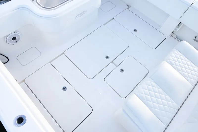 Slide: The Image of Invincible 36 - Cockpit Deck 2015 Invincible 36 Center Console - 7656368
