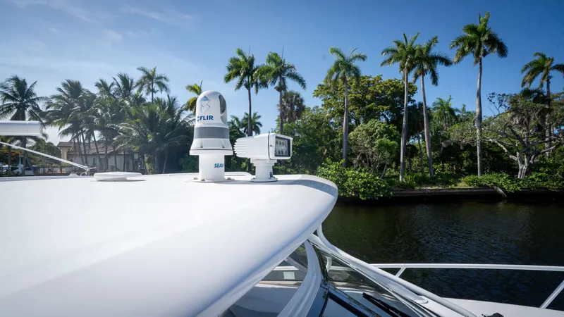 Slide: The Image of Intrepid 475 Sport Yacht 2019 - 6754185