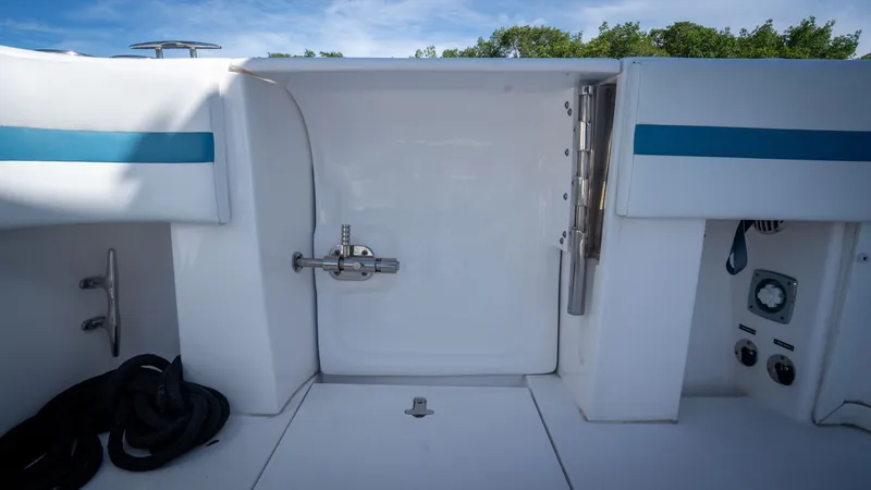 Slide: The Image of Intrepid 475 Sport Yacht 2019 - 6754178