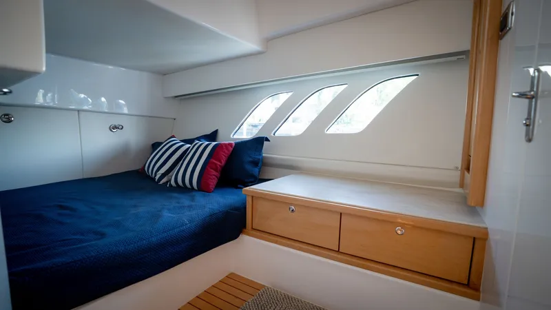 Slide: The Image of Intrepid 475 Sport Yacht 2019 - 6754211