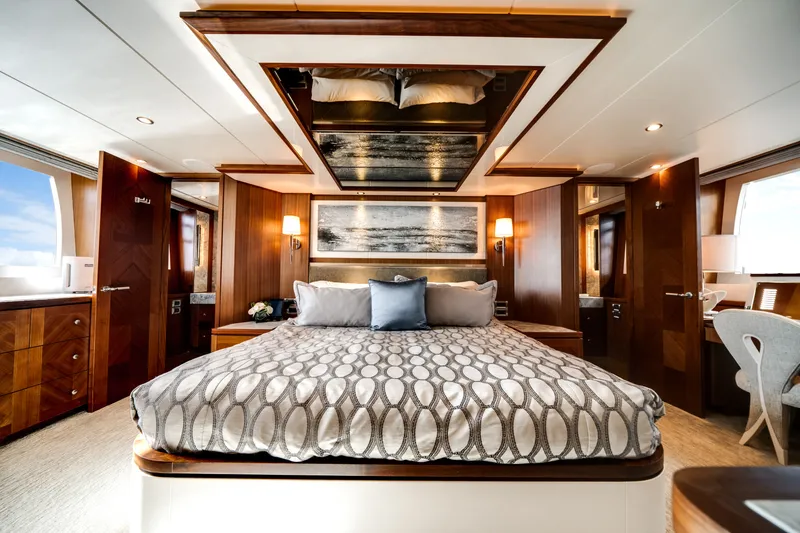 Slide: The Image of Ocean Alexander 100 MY 2018 - 6754508