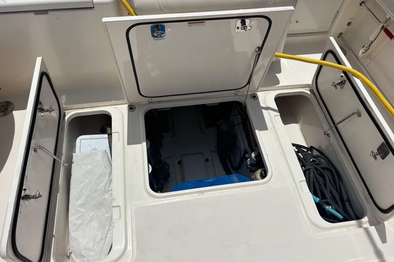 Slide: The Image of Pursuit OS 345 Offshore 2012 - 6755254