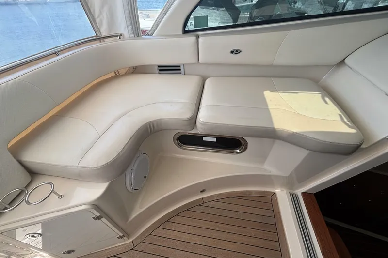 Slide: The Image of Pursuit OS 345 Offshore 2012 - 6755251