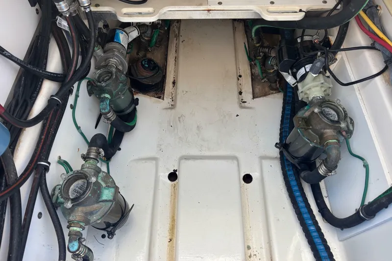 Slide: The Image of Pursuit OS 345 Offshore 2012 - 6755265
