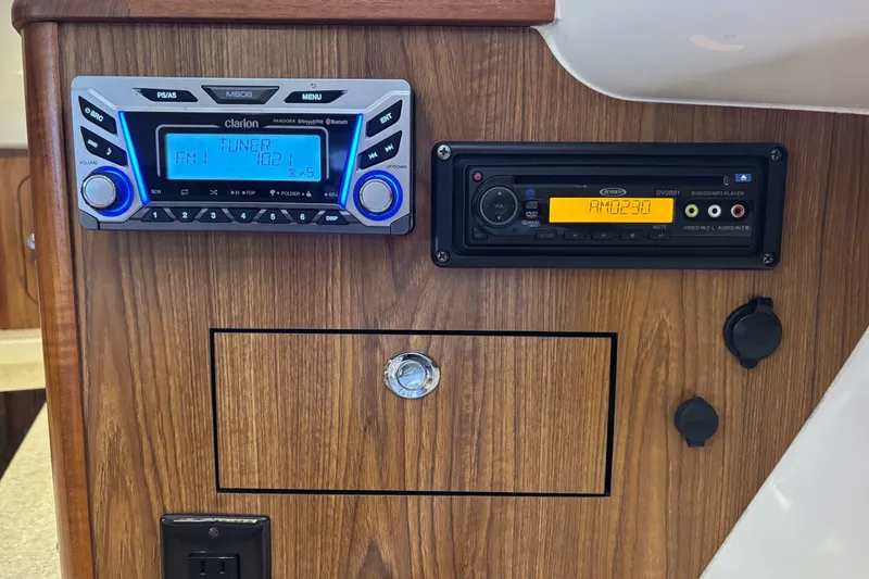 Slide: The Image of Pursuit OS 345 Offshore 2012 - 6755279