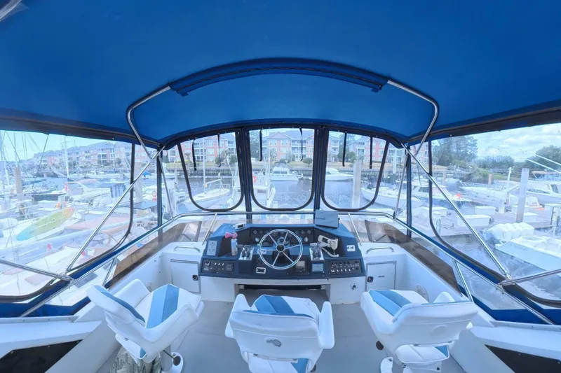 Slide: The Image of Sea Ray 415 Aft Cabin 1988 - 6755481