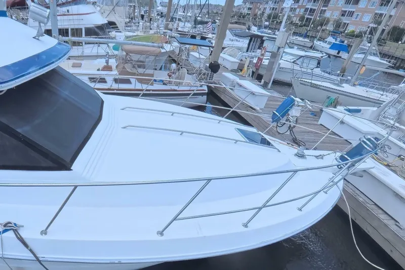 Slide: The Image of Sea Ray 415 Aft Cabin 1988 - 6755478