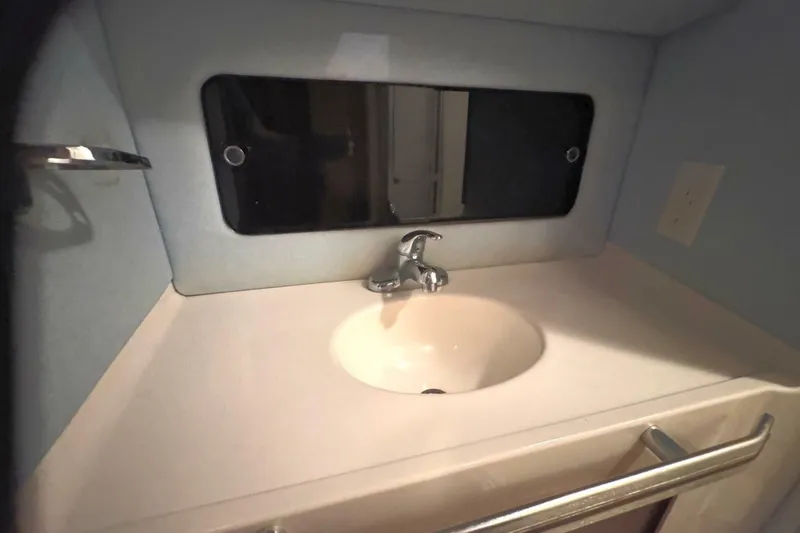 Slide: The Image of Sea Ray 415 Aft Cabin 1988 - 6755522