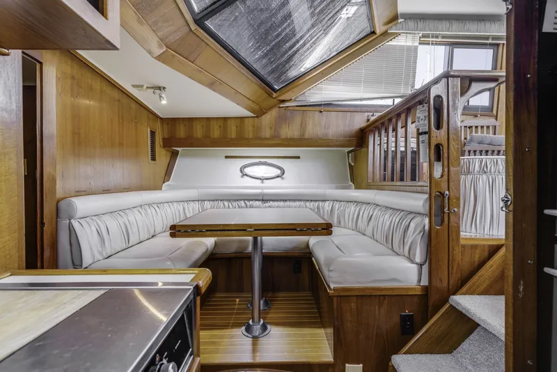 Slide: The Image of Californian 45 Motor Yacht 1989 - 6756143
