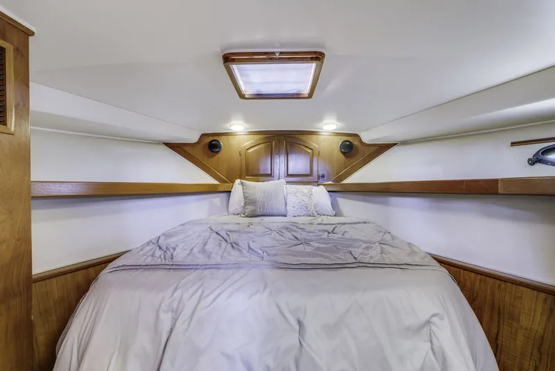 Slide: The Image of Californian 45 Motor Yacht 1989 - 6756145