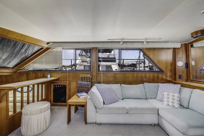 Slide: The Image of Californian 45 Motor Yacht 1989 - 6756137