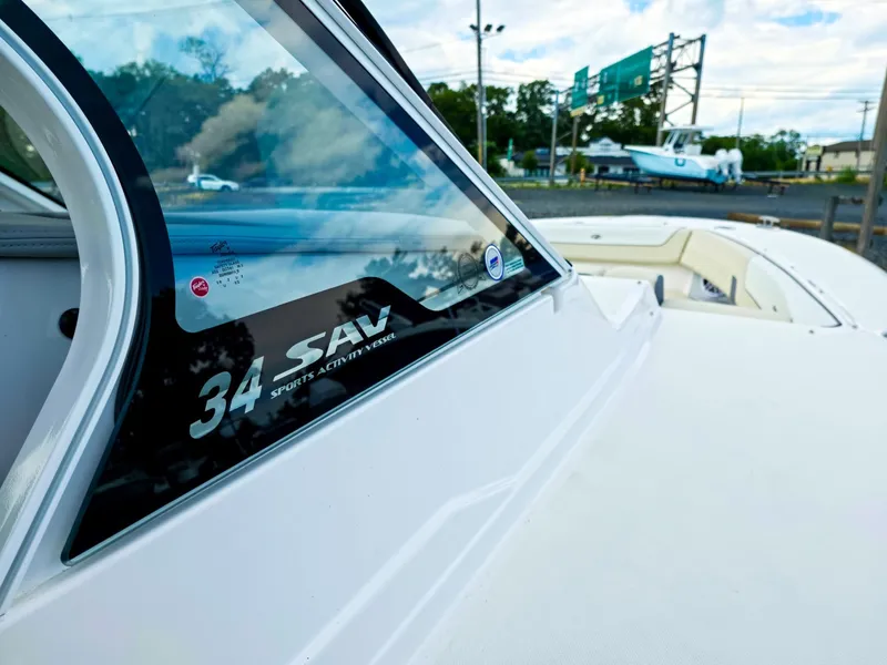 Slide: The Image of Regal 34 SAV 2027 - 6756357