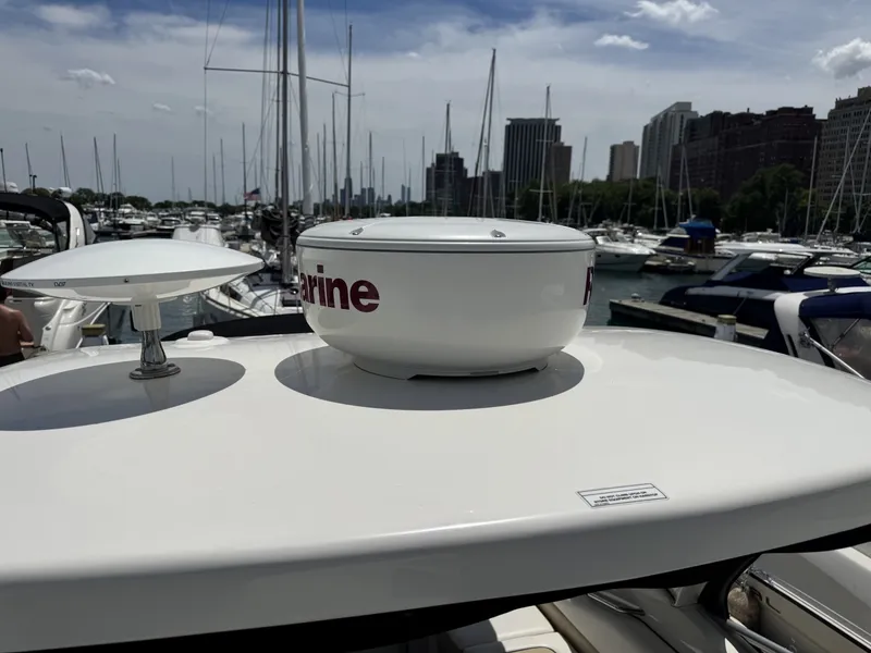 Slide: The Image of Sea Ray 310 Sundancer 2010 - 6758424