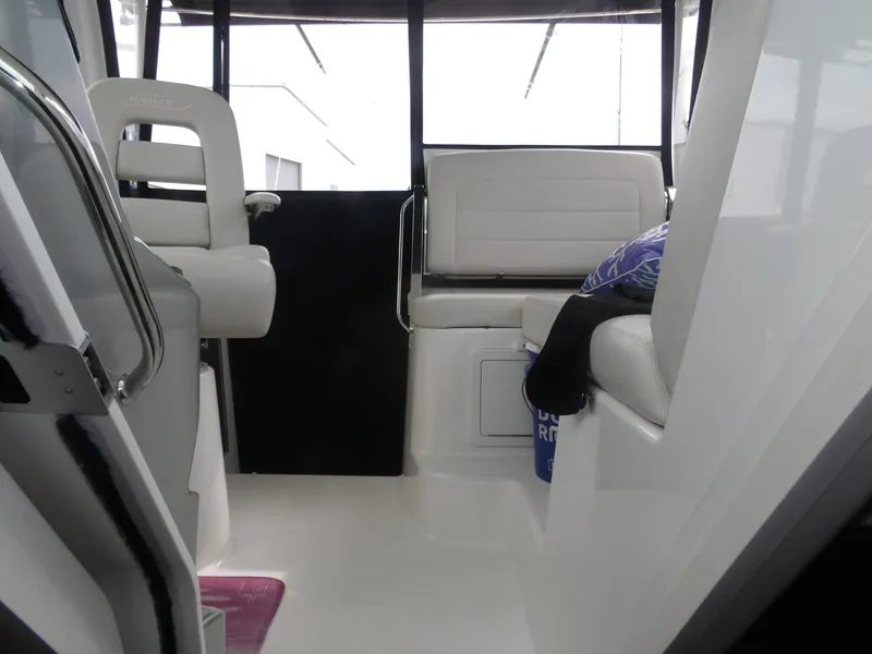 Slide: The Image of Boston Whaler Conquest 2015 - 6761848