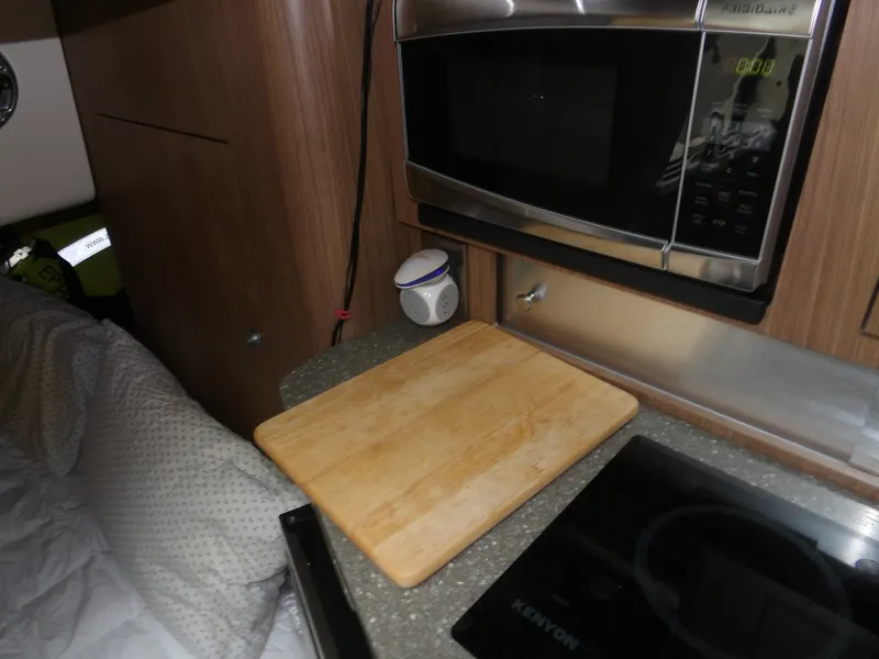 Slide: The Image of Boston Whaler Conquest 2015 - 6761835