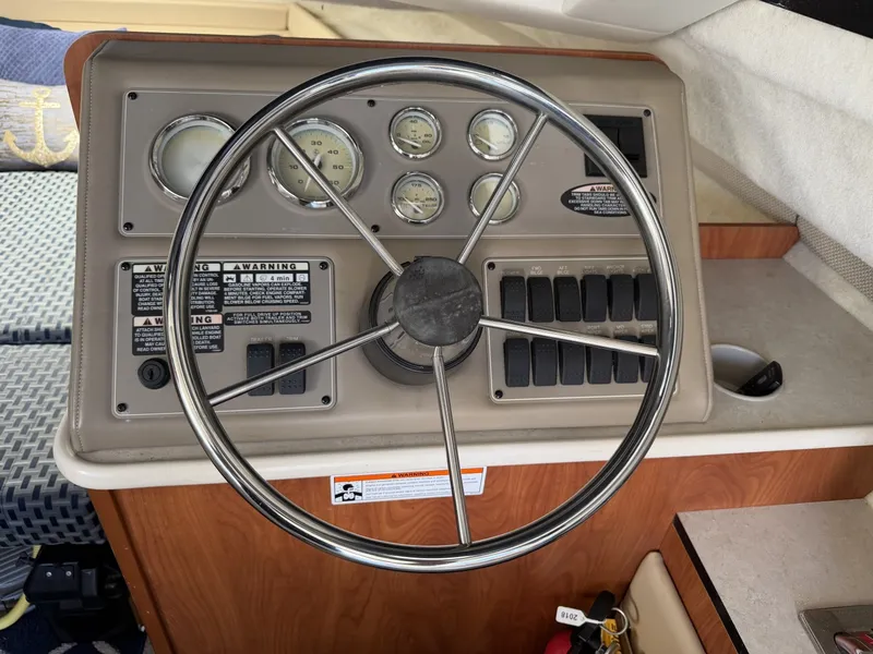 Slide: The Image of Bayliner 288 Classic 2005 - 6761856