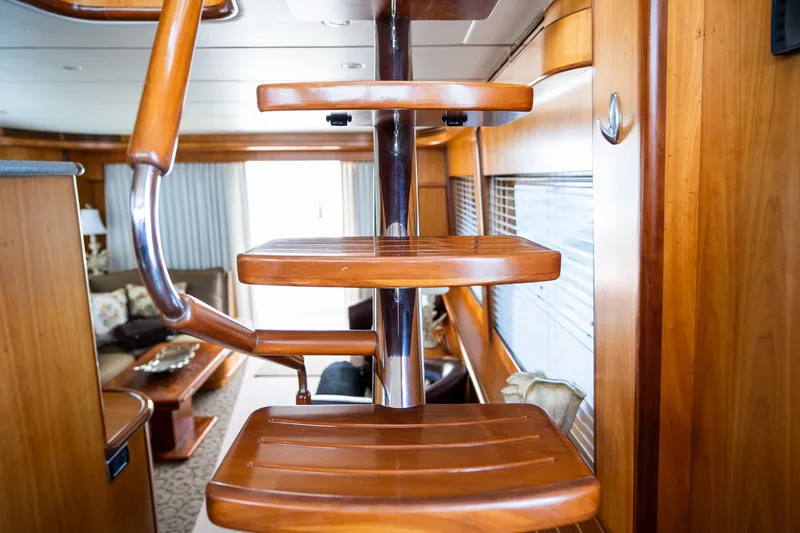 Slide: The Image of Symbol 56 Raised Pilothouse 2003 - 7528613