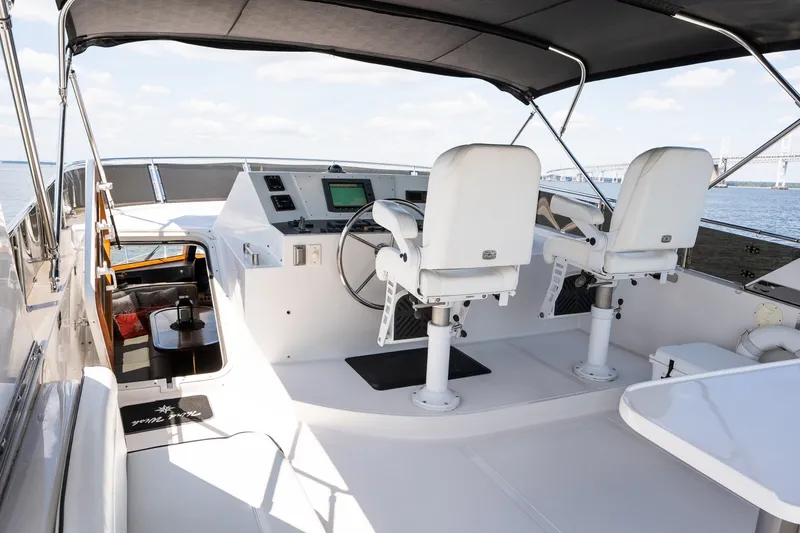 Slide: The Image of Symbol 56 Raised Pilothouse 2003 - 7528589
