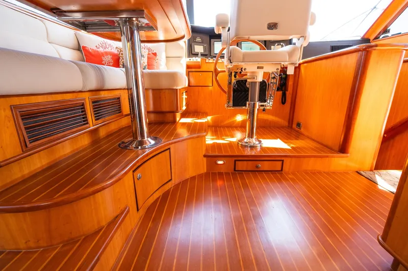 Slide: The Image of Symbol 56 Raised Pilothouse 2003 - 7528541