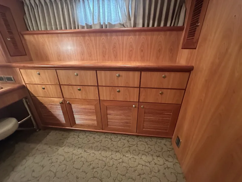 Slide: The Image of Symbol 56 Raised Pilothouse 2003 - 6763335