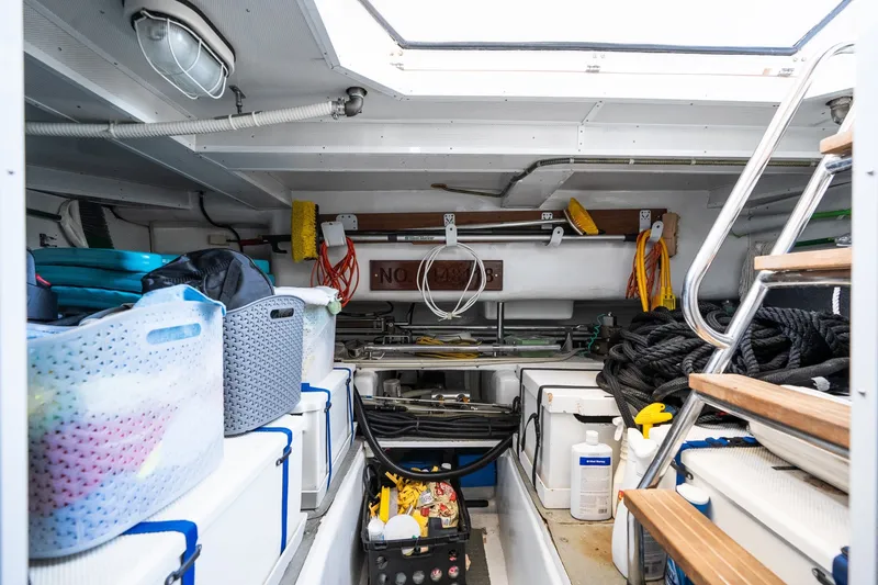 Slide: The Image of Symbol 56 Raised Pilothouse 2003 - 7528522