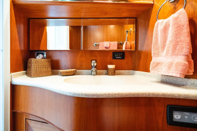 Slide: The Image of Symbol 56 Raised Pilothouse 2003 - 7528551