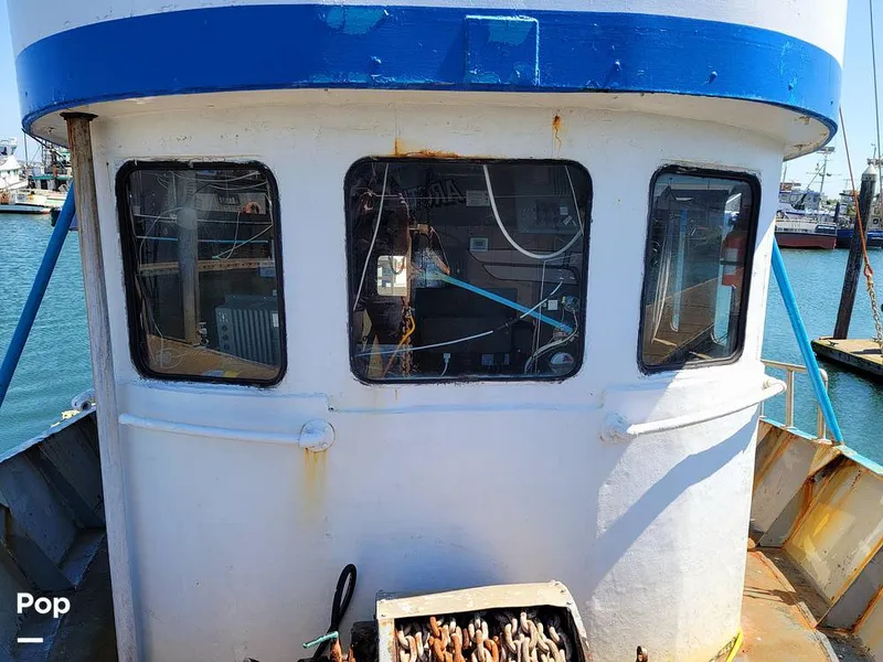 Slide: The Image of Don Larson 57'x18' steel 1967 - 10651843