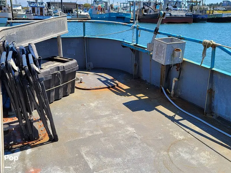 Slide: The Image of Don Larson 57'x18' steel 1967 - 10651855