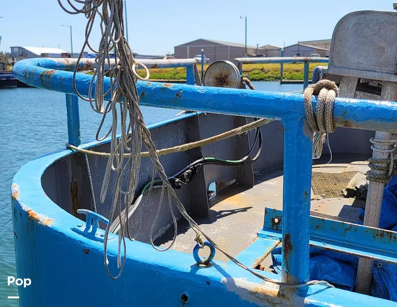 Slide: The Image of Don Larson 57'x18' steel 1967 - 10651872