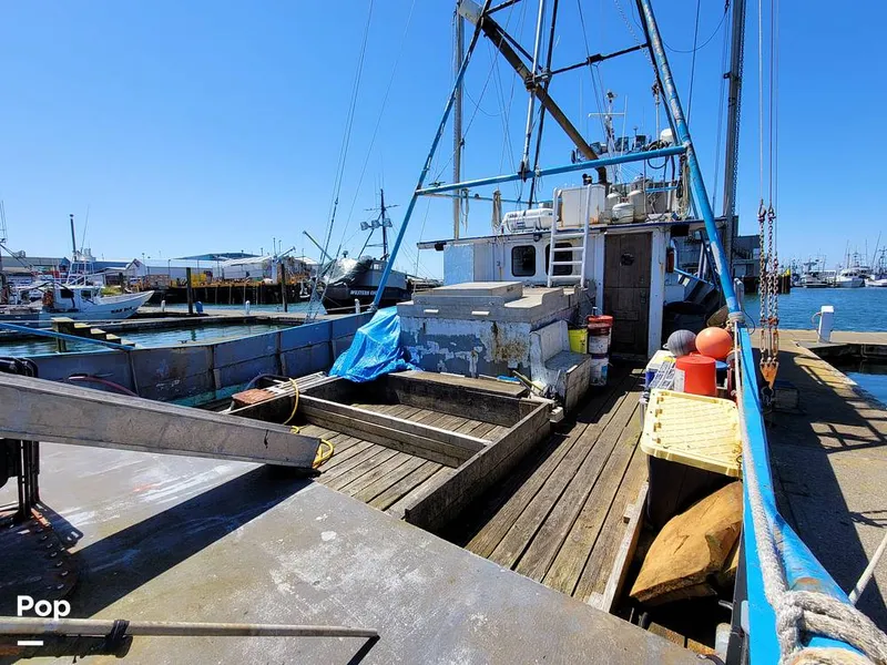 Slide: The Image of Don Larson 57'x18' steel 1967 - 10651877