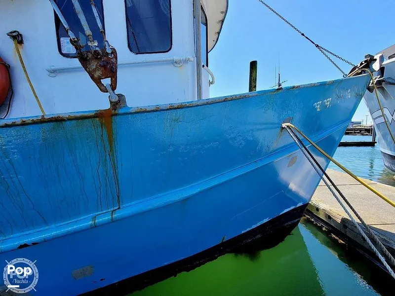 Slide: The Image of Don Larson 57'x18' steel 1967 - 10732949