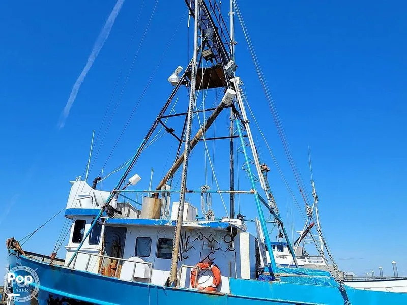 Slide: The Image of Don Larson 57'x18' steel 1967 - 10732984