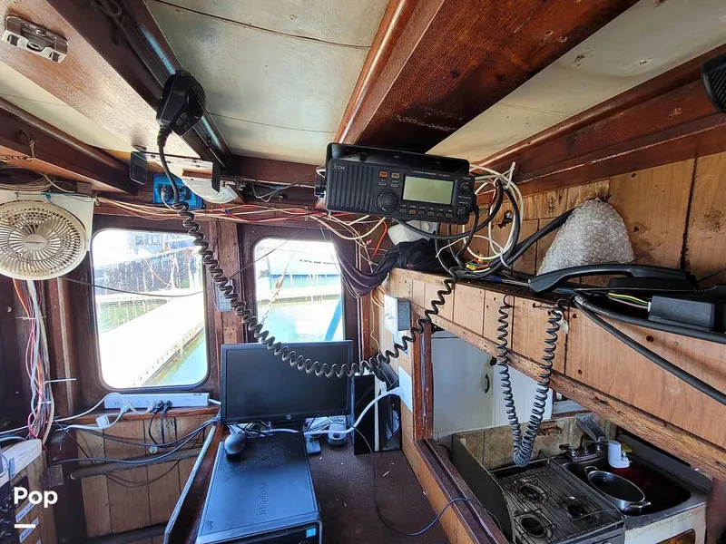 Slide: The Image of Don Larson 57'x18' steel 1967 - 10651602