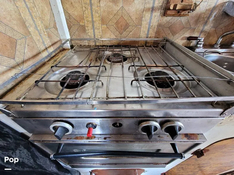 Slide: The Image of Don Larson 57'x18' steel 1967 - 10651673