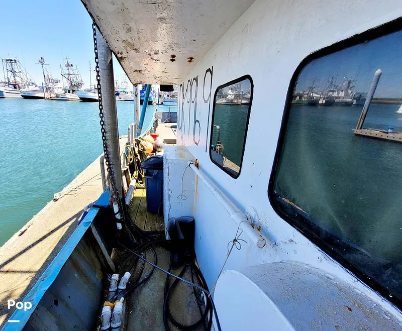 Slide: The Image of Don Larson 57'x18' steel 1967 - 10651690