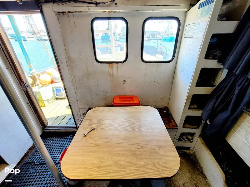 Slide: The Image of Don Larson 57'x18' steel 1967 - 10651715