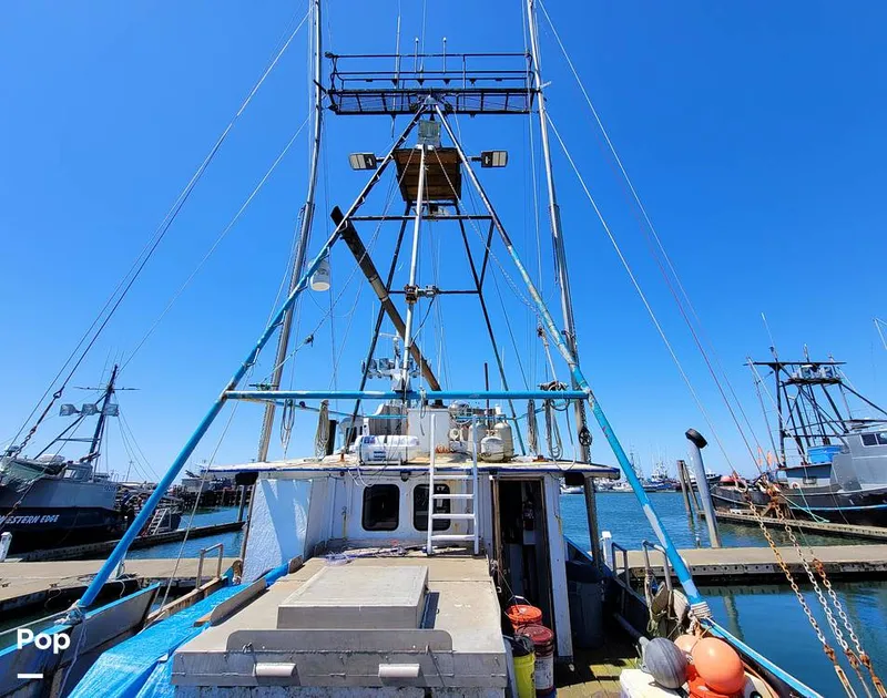 Slide: The Image of Don Larson 57'x18' steel 1967 - 10651717