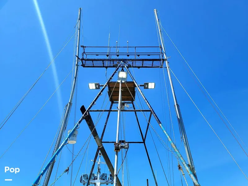 Slide: The Image of Don Larson 57'x18' steel 1967 - 10651719