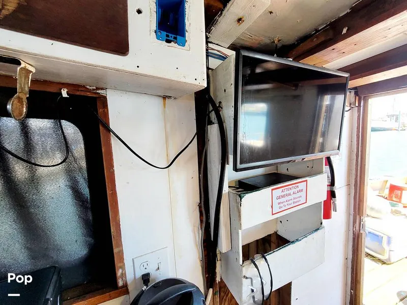 Slide: The Image of Don Larson 57'x18' steel 1967 - 10651723