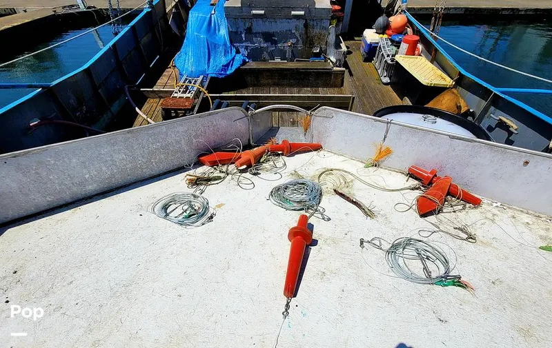 Slide: The Image of Don Larson 57'x18' steel 1967 - 10651736