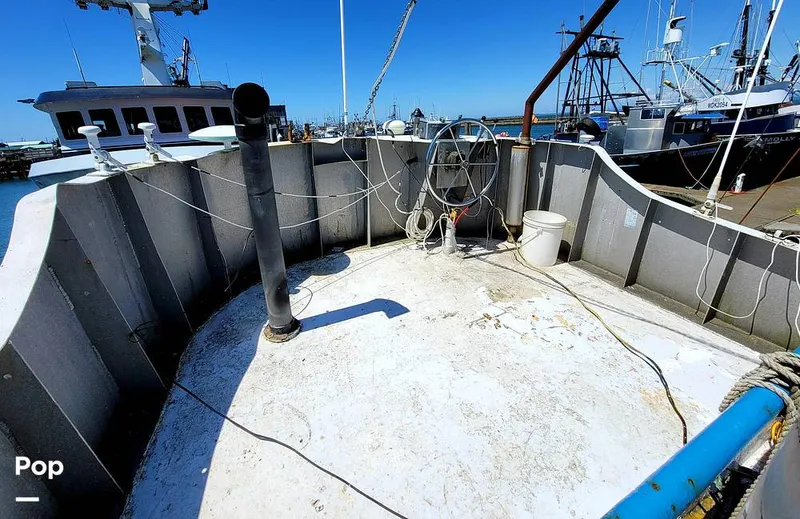 Slide: The Image of Don Larson 57'x18' steel 1967 - 10651753