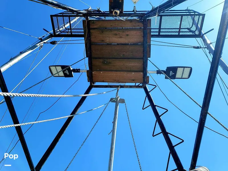 Slide: The Image of Don Larson 57'x18' steel 1967 - 10651758