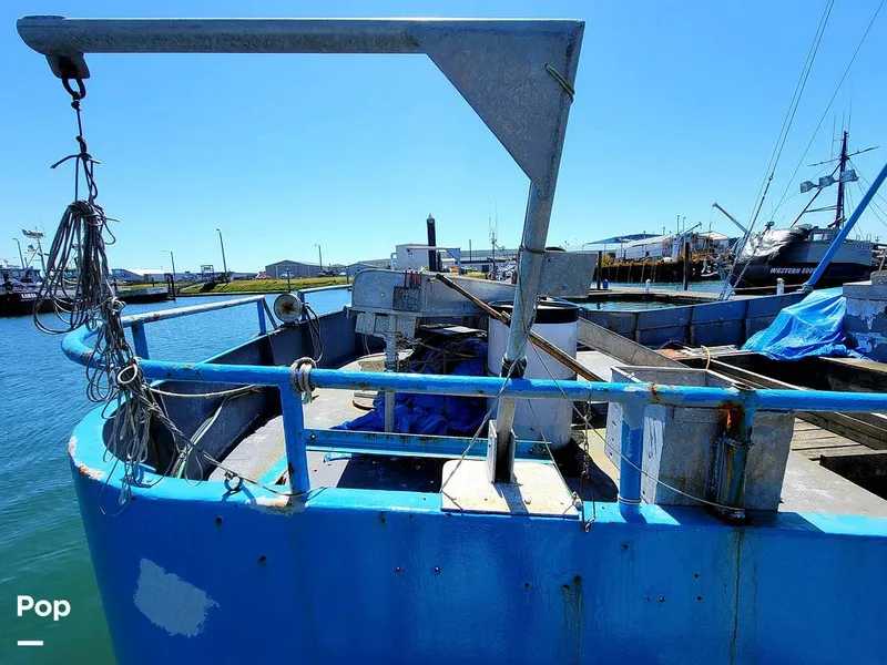 Slide: The Image of Don Larson 57'x18' steel 1967 - 10651885