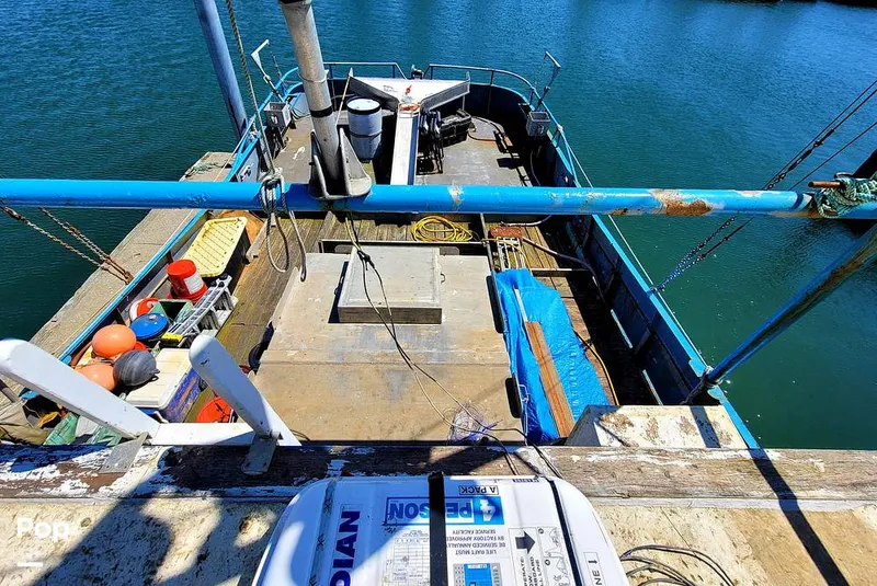 Slide: The Image of Don Larson 57'x18' steel 1967 - 10651781