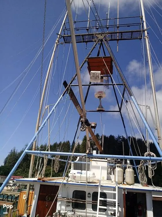 Slide: The Image of Don Larson 57'x18' steel 1967 - 10527055