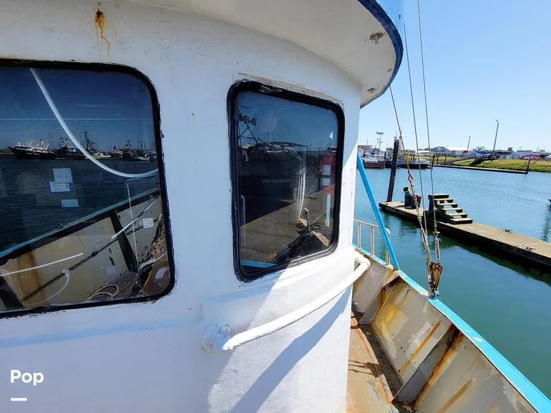 Slide: The Image of Don Larson 57'x18' steel 1967 - 10651841